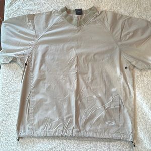 Oakley lightweight wind breaker